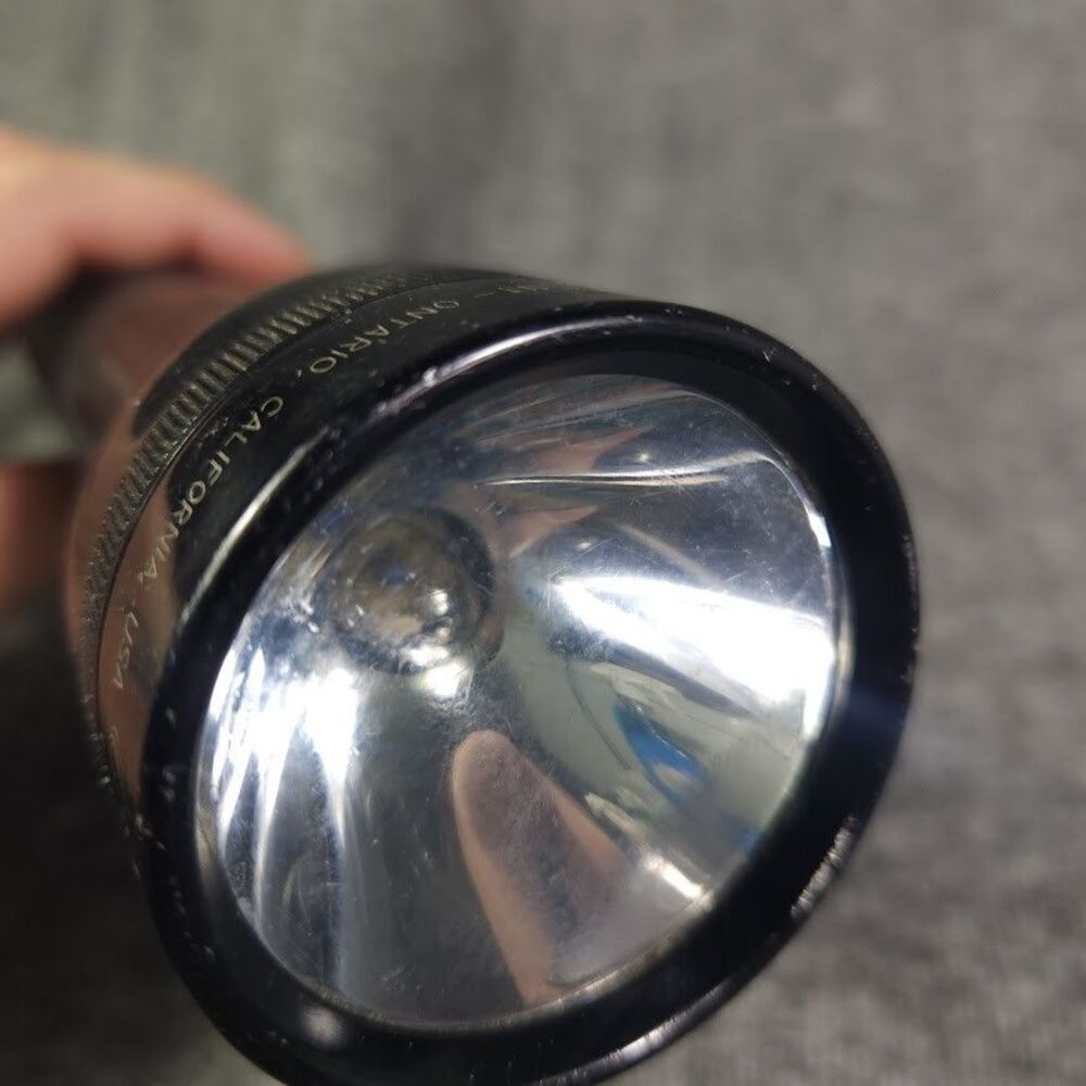 MAGLITE MAG-LITE Flashlight 3D Cell 13 Inch Police Guard Cop Tested - Picture 7 of 9
